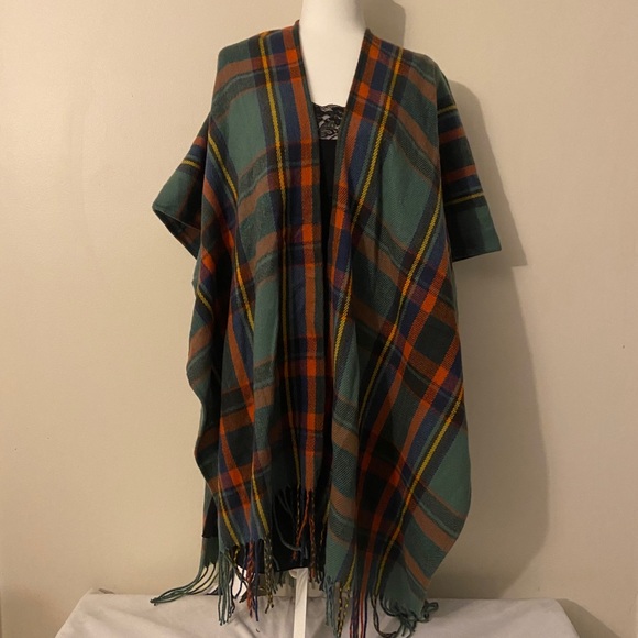 Ruana - Picture 7 of 8